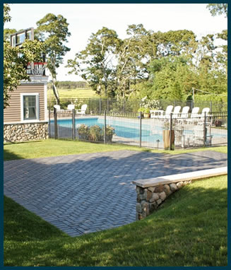 Whitten Custom Pools